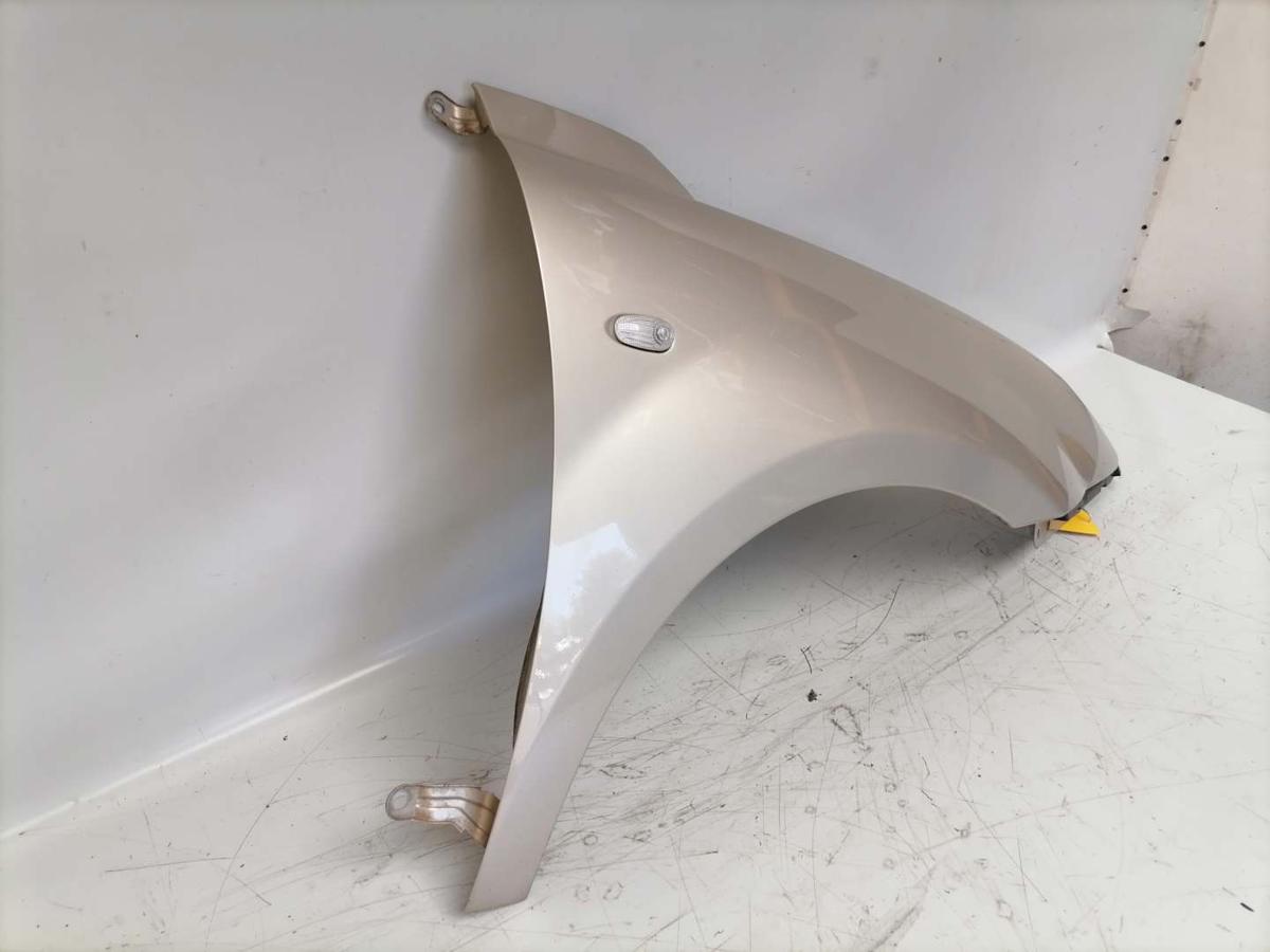 Alfa Romeo Mito original Kotfl&uuml;gel vorn rechts Bianco Dorato 252 Bj.2008